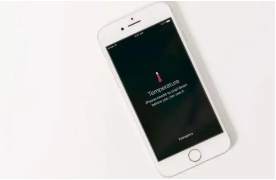 胡场镇苹果手机维修分享iPhone 手机发热如何快速降温 